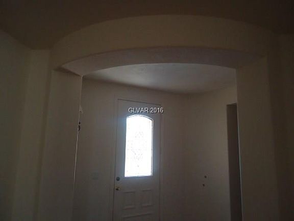 4th image of 243 Saxondale Ave