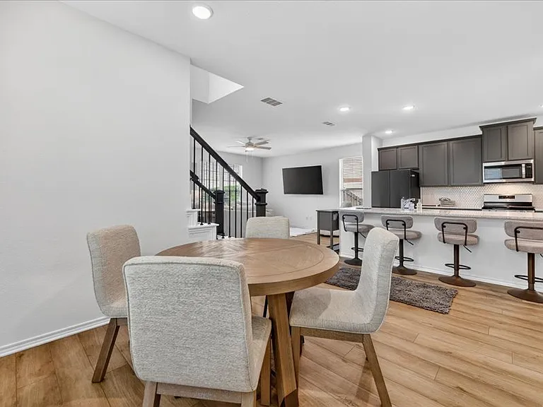 2921 Dixondale Dr — Photo 38