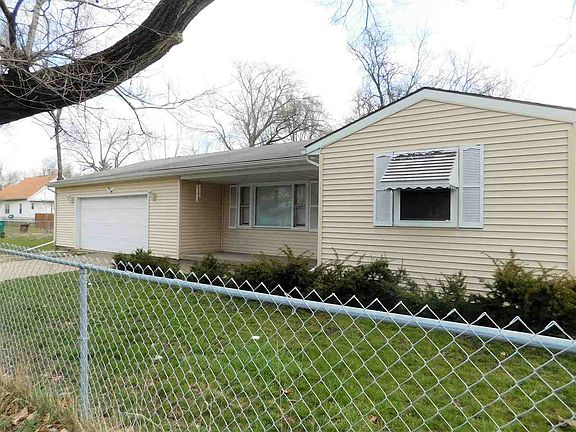 3rd image of 1916 S Laramie St
