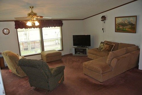 3rd image of 121 Conestoga Dr
