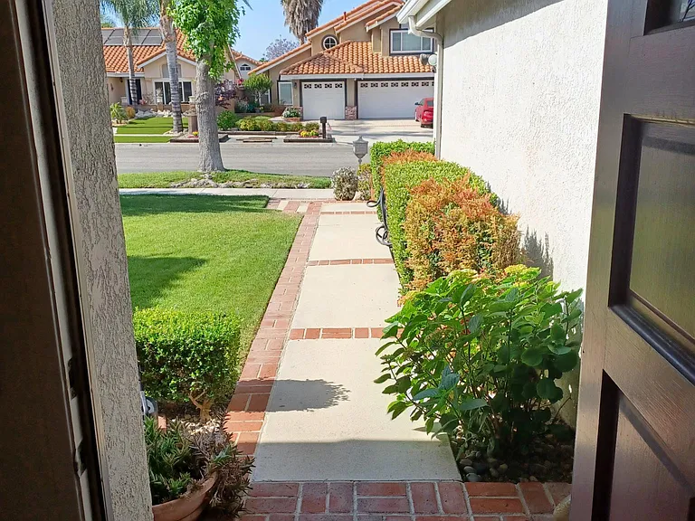 1326 Sonora Dr — Photo 2