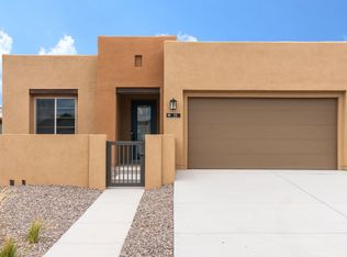 15 Calle Reflejo, Santa Fe, NM 87508
