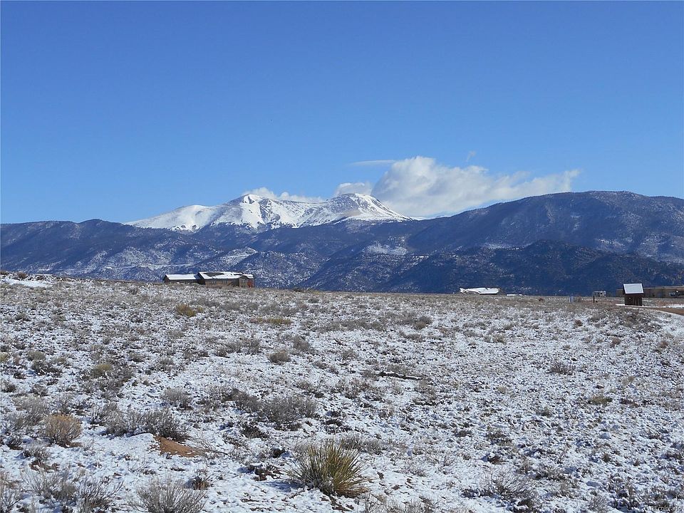 1st image of 30687 Valley View Dr