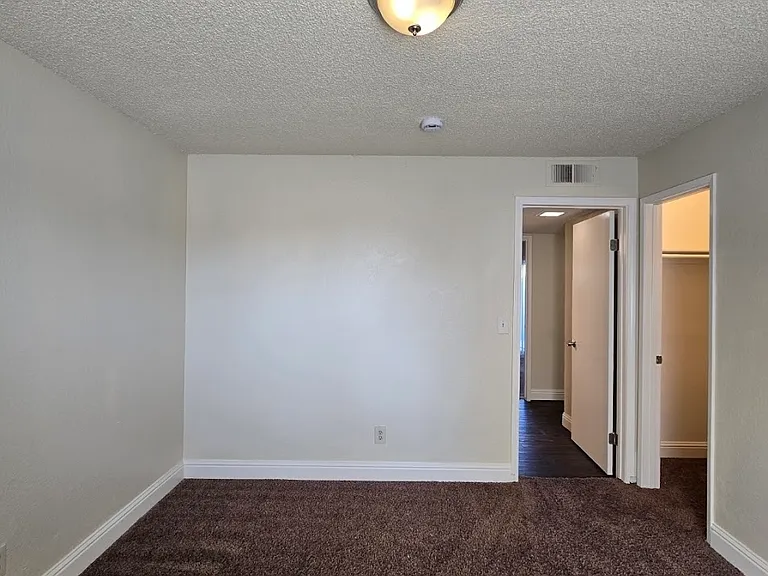 1414 W Clinton Ave #104 — Photo 9