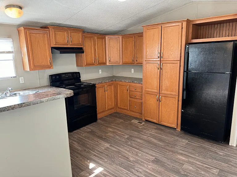 Creston Ridge — Photo 15