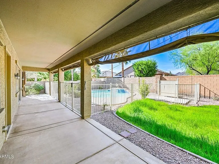 7102 W Katharine Way — Photo 29