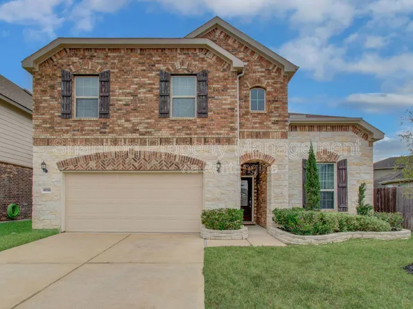 15702 Giant Pine Ln, Cypress, TX 77429