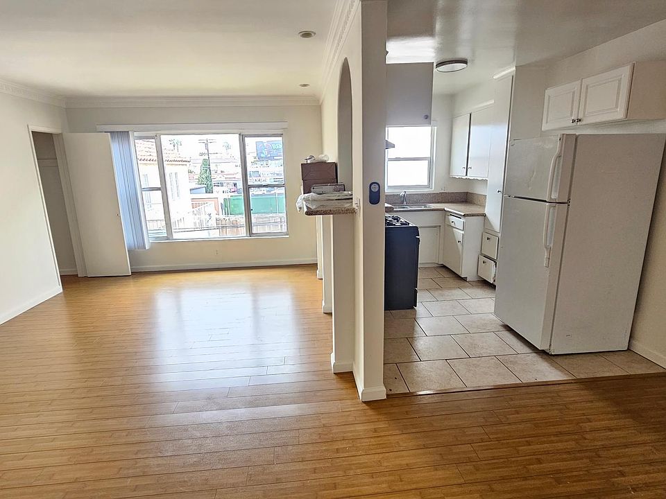 1st image of 6134 Alcott St #B6