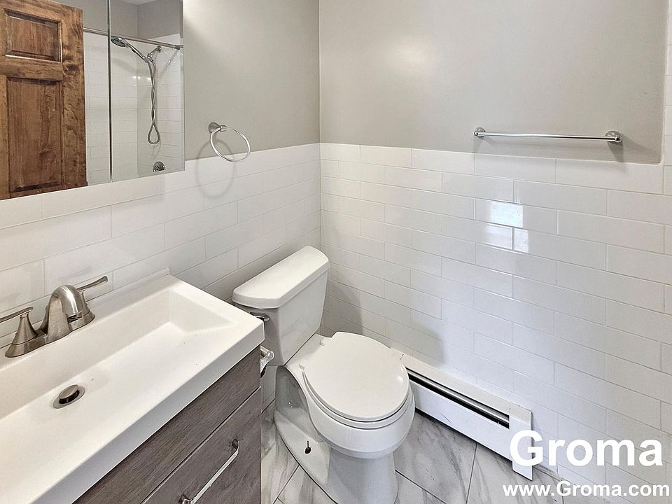 2nd image of 338 Warren St #4D