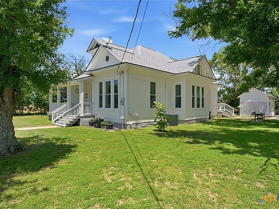 3rd image of 1500 Fleming Dr