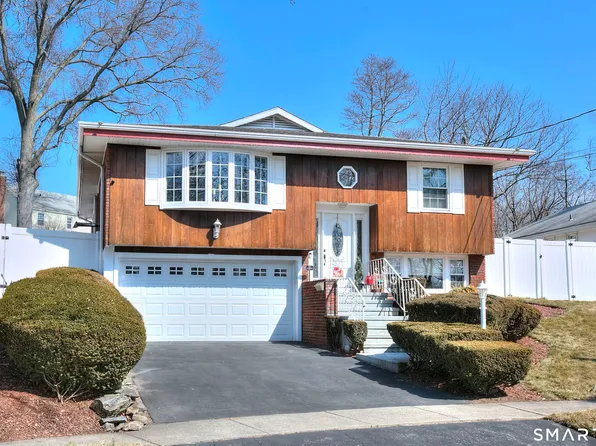 34 Richard Circle, Stratford, CT 06614