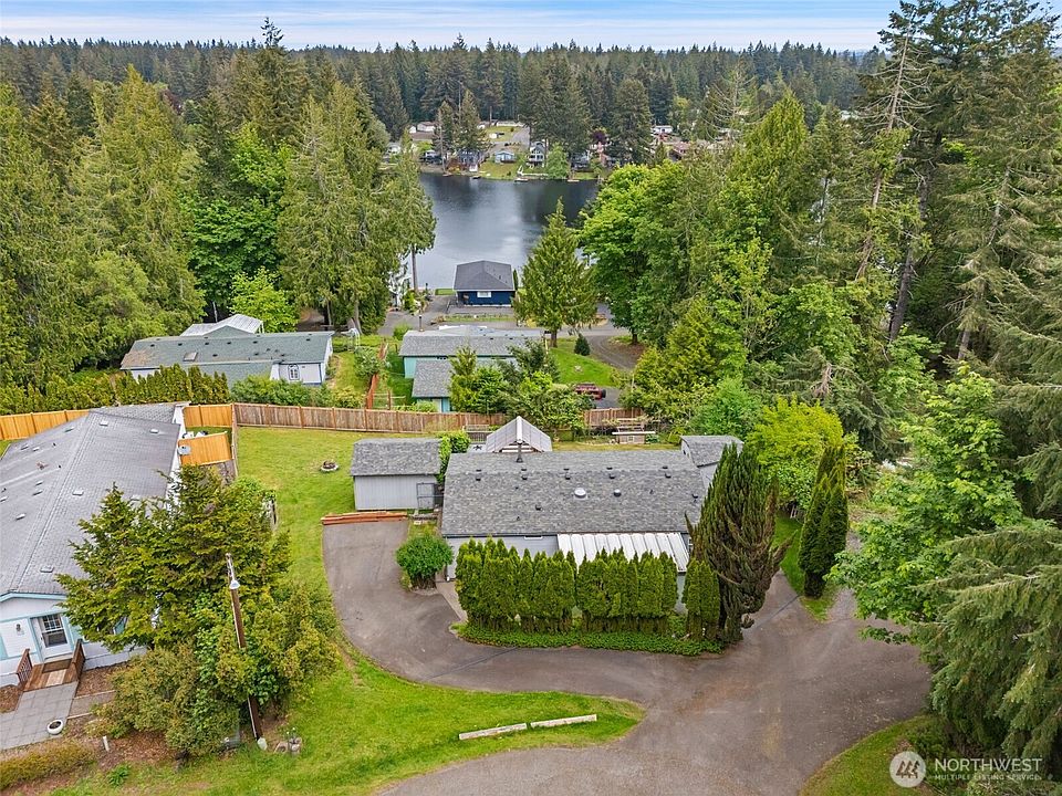 1st image of 91 SE Lupine Court