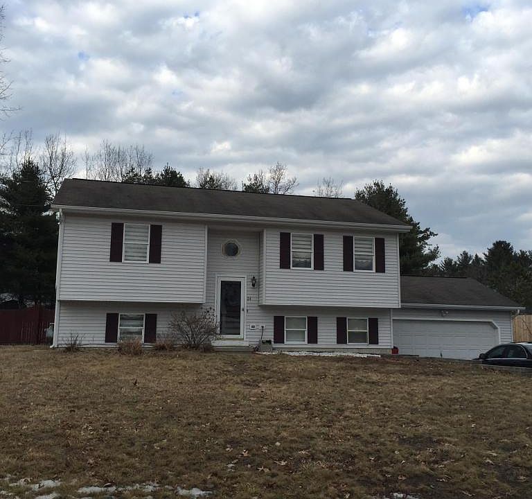 1st image of 24 Eisenhower Ave