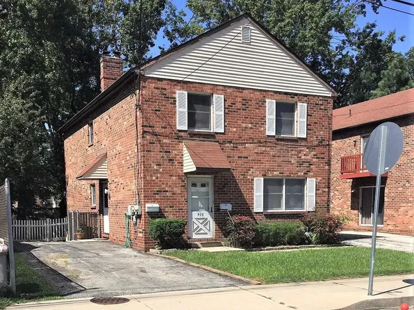 913 Chestnut St, Darby, PA 19023