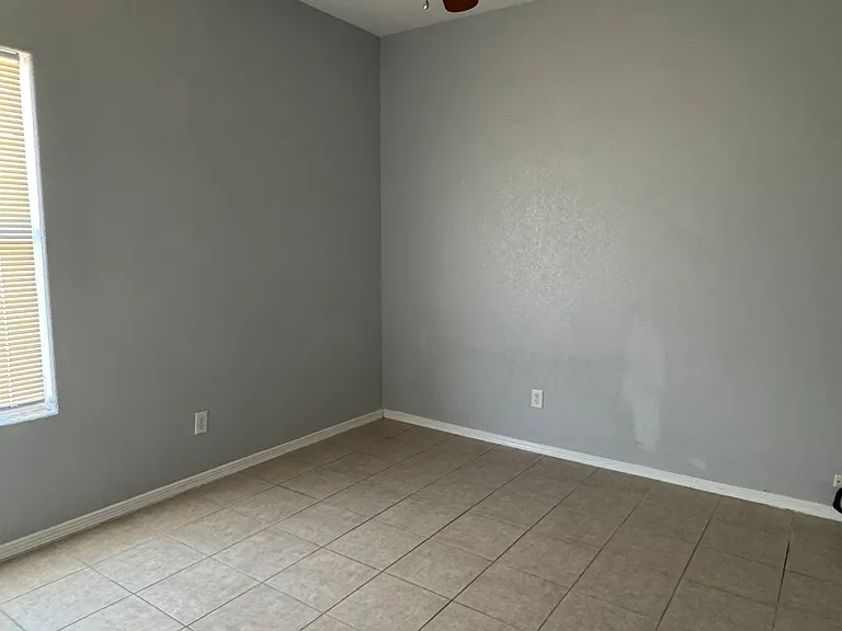 12113 Hunter Hill Way #B — Photo 6