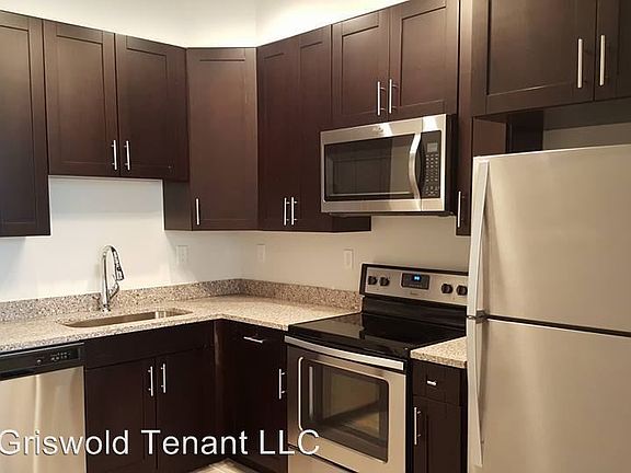 3rd image of 1145 Griswold St Unit 0601