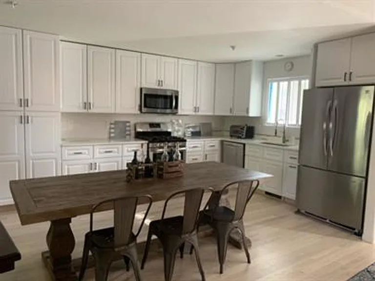 420 Mineral Ave — Photo 6