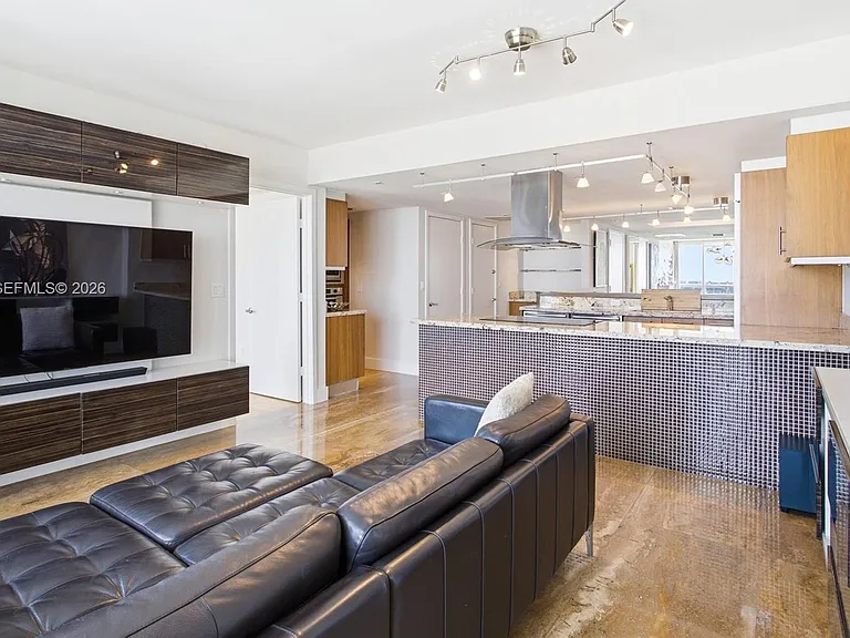 50 Biscayne Blvd #2510 — Photo 43