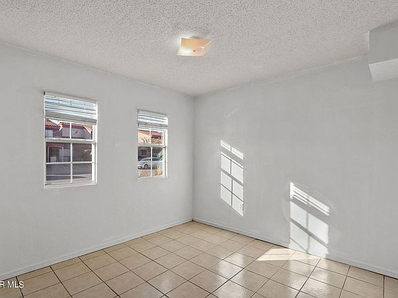 2nd image of 11027 Oasis Dr