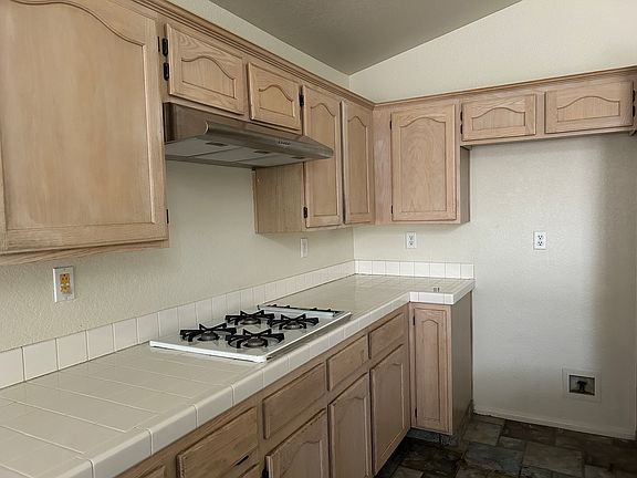 4th image of 7920 Coral Point Ave