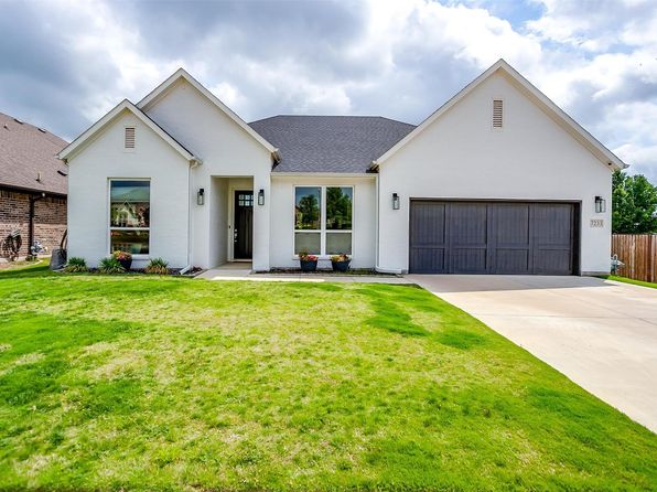 7233 Tour Trl, Benbrook, TX 76126