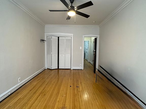 5th image of 7665-69 N Sheridan Rd #1J