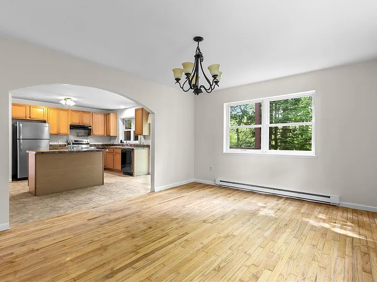 1229 Fern Dr — Photo 10