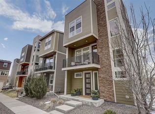15625 E Broncos Pl, Centennial, CO 80112