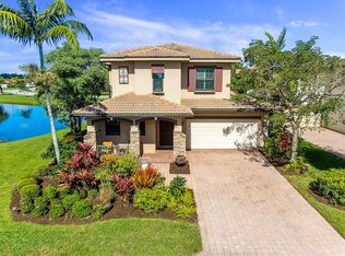 1261 Kendari Ter, Naples, FL 34113