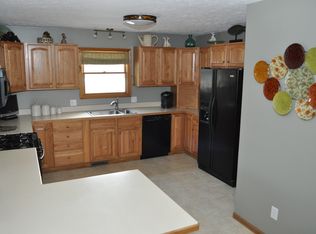 2063 W Cutler Rd, Dewitt, MI 48820