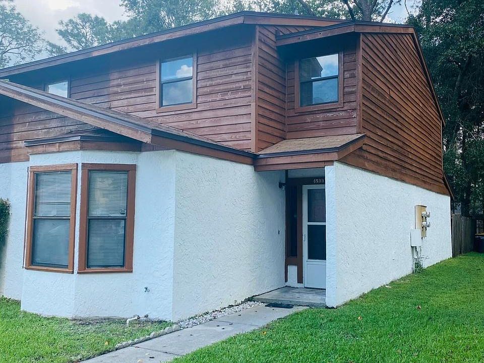 1st image of 4533 Melissa Ct W