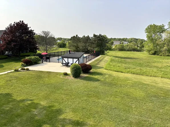 8900 North Park Plaza COURT #216, Brown Deer, WI 53223