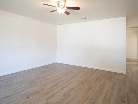 5th image of 248 S Lotas St