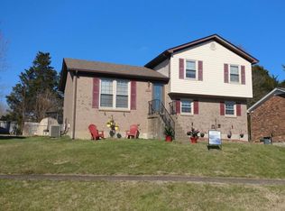 10907 Oak Harbor Dr, Louisville, KY 40299