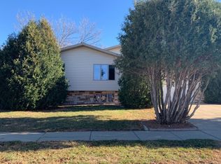 1645 Billings Dr, Bismarck, ND 58504