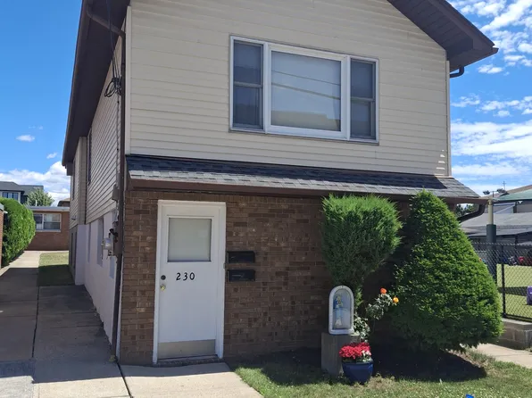 230 13th St, Palisades Park, NJ 07650