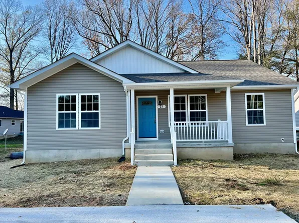 218 Cople Dr, Montross, VA 22520