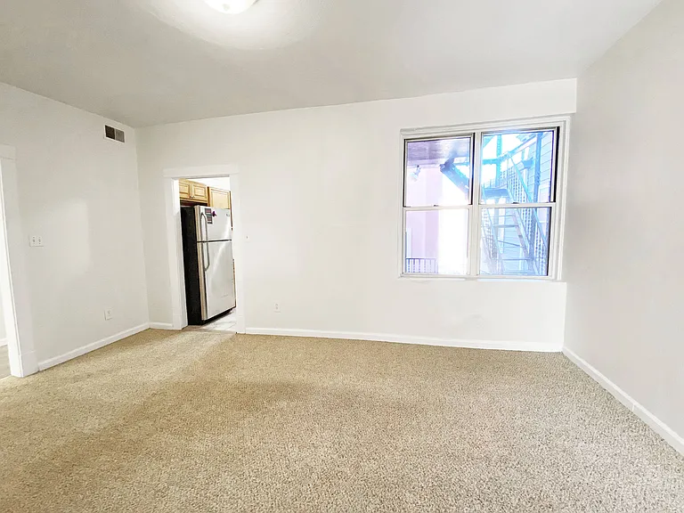 Bellefonte Street Apartments — Photo 23