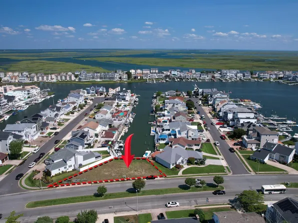 105 Lagoon Blvd, Brigantine, NJ 08203