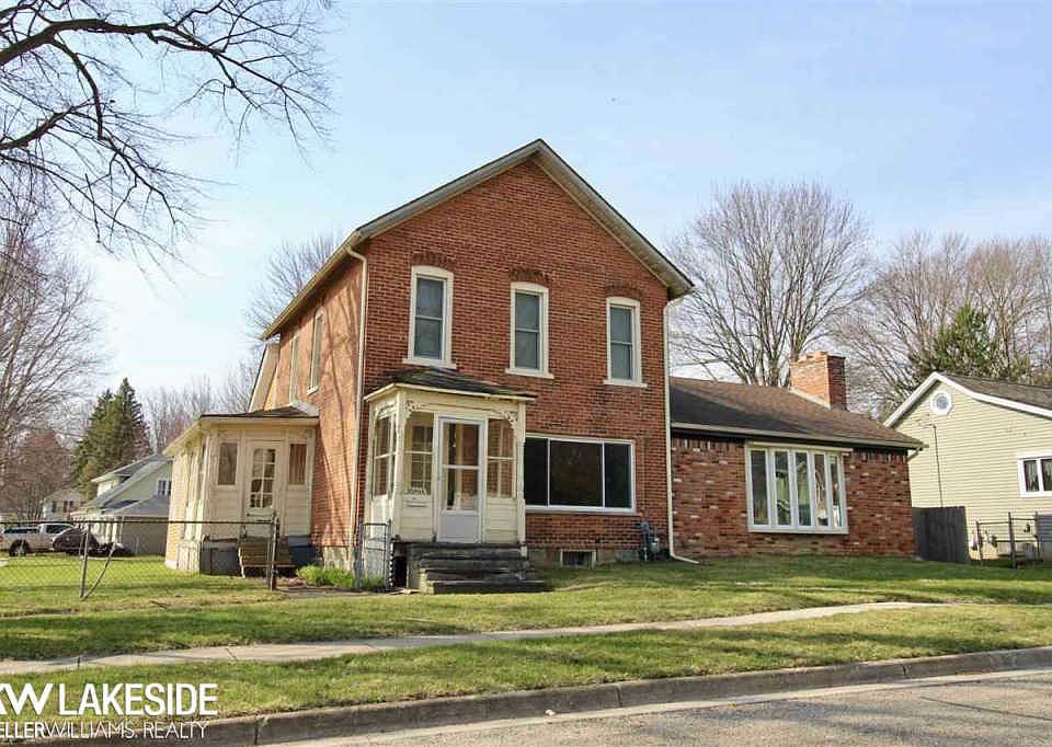 1st image of 35986 Jefferson St