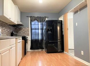 4243 Dolores Ave, Warren, MI 48091