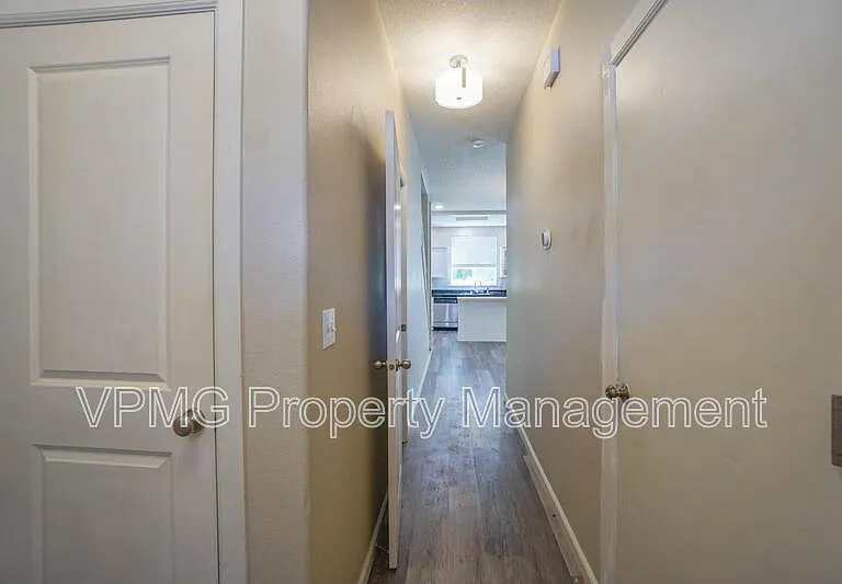 4013 NE 89th Way — Photo 3