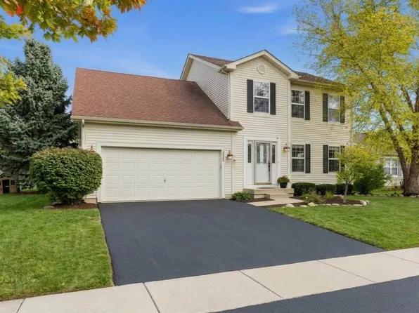 3402 Basswood Ln, Dekalb, IL 60115