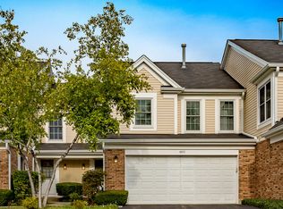 4871 Turnberry Dr, Hoffman Estates, IL 60010