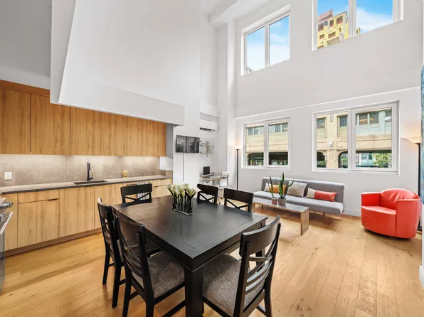 42-02 Crescent Street image 1 of 19