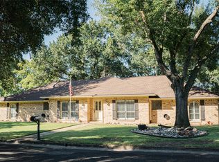 1612 Glenbrook St, Corsicana, TX 75110