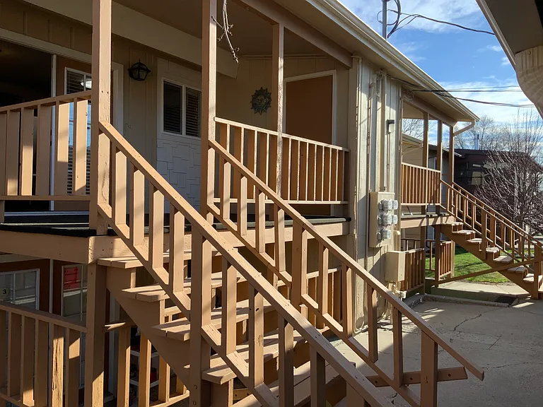 2244 Monad Rd #1 — Photo 21