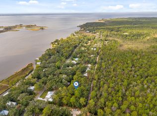5 Wilson Way, Freeport, FL 32439