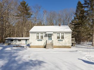 141 Wadleigh Falls Rd, Lee, NH 03861