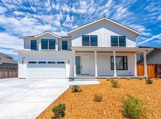 1905 Sansone Dr, Santa Rosa, CA 95403